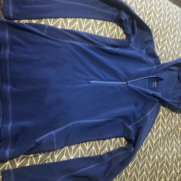 MEC 1/2 zip jogging long sleeve with hood size M - Picture 1 of 2
